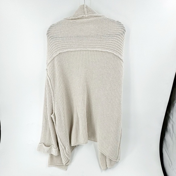 ✅ Free People “Low Tide” Oversized Cable Knit Cardigan CREAM SIZE X-SMALL - Picture 7 of 8